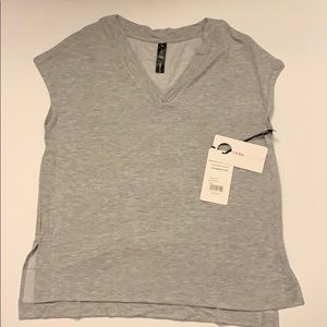 Yoga shirt in grey and super soft!